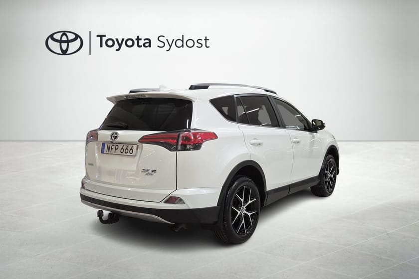 Bild 3 av Toyota RAV4 2,0 AWD Active Plus Automat
