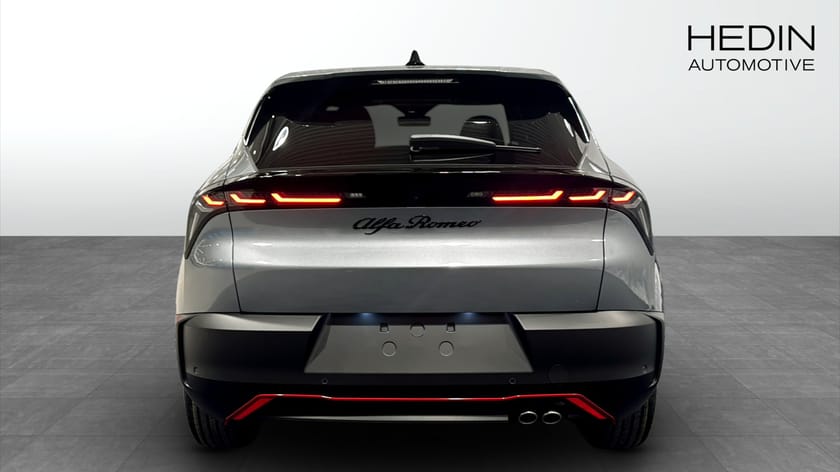 Bild 4 av Alfa Romeo Junior Ibrida SPECIALE privatleasing fr 3995 kr/mån