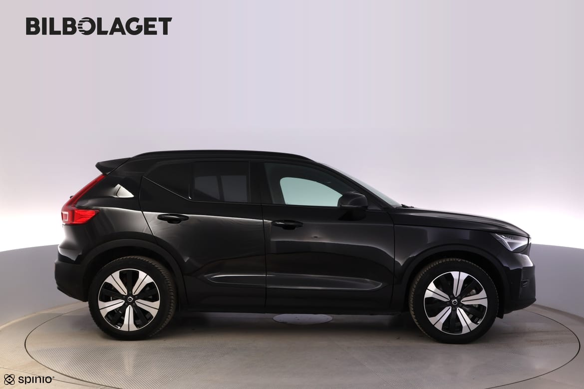 Volvo XC40 2023 - miniatyr 2