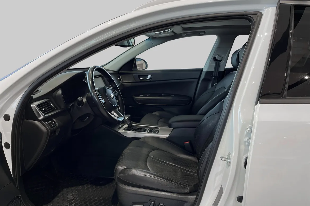 picture of a car