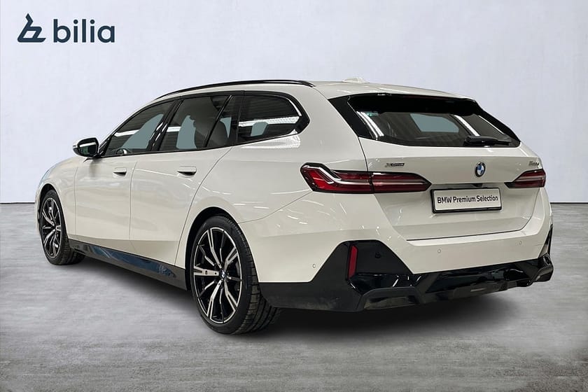 Bild 2 av BMW 520d xDrive Touring M-Sport | Drag | Backkamera | H&K | Värm