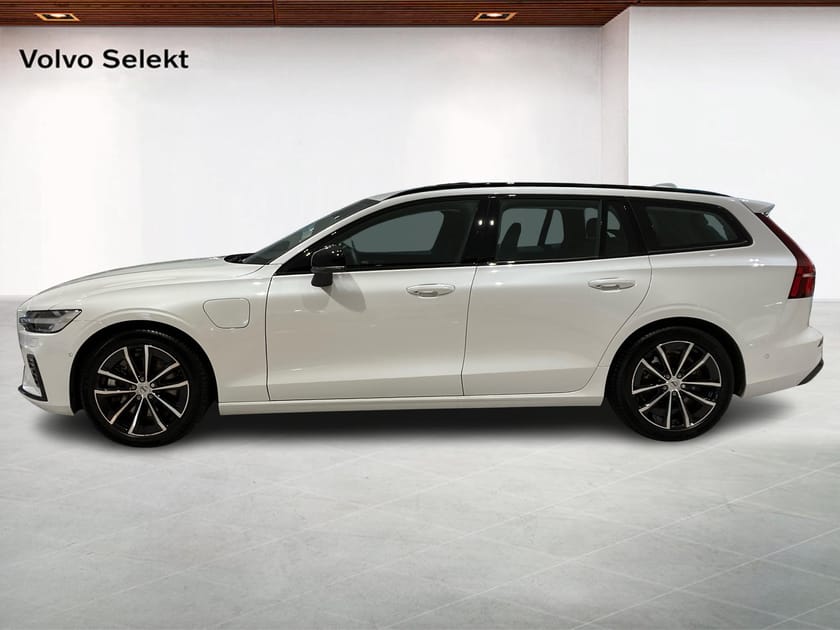 Bild 3 av Volvo V60 T6 Plus Dark Nordic Edition