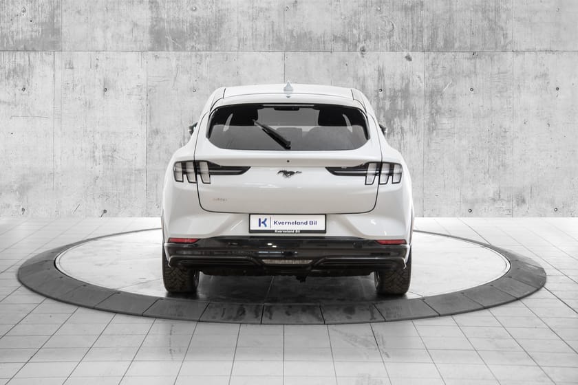 Bilde 4 av Ford Mustang Mach-E Standard Range AWD | FRI FRAKT SØR FOR TRONDHEIM |