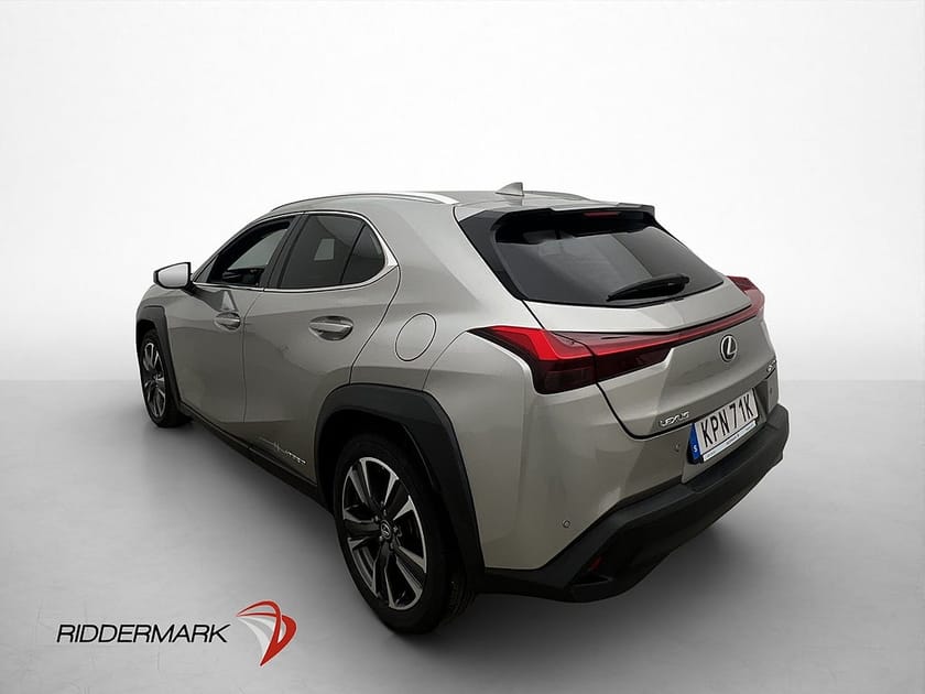 Bild 4 av Lexus UX 250h 184hk Premium Kamera Rattvärme Skinn Navi