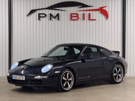 Porsche 911 Carrera 4S 997 Manuell BOSE Navi Sportavgas Svensksåld