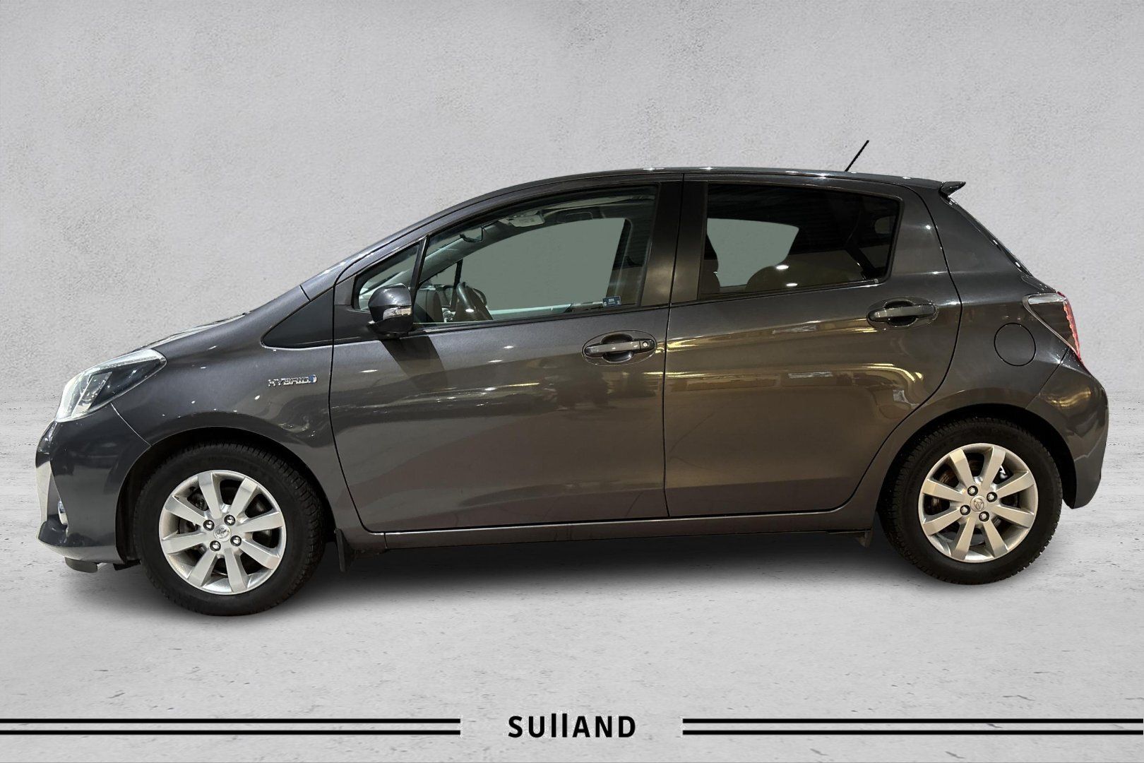 Thumnail bilde 1 av Toyota Yaris Hybrid