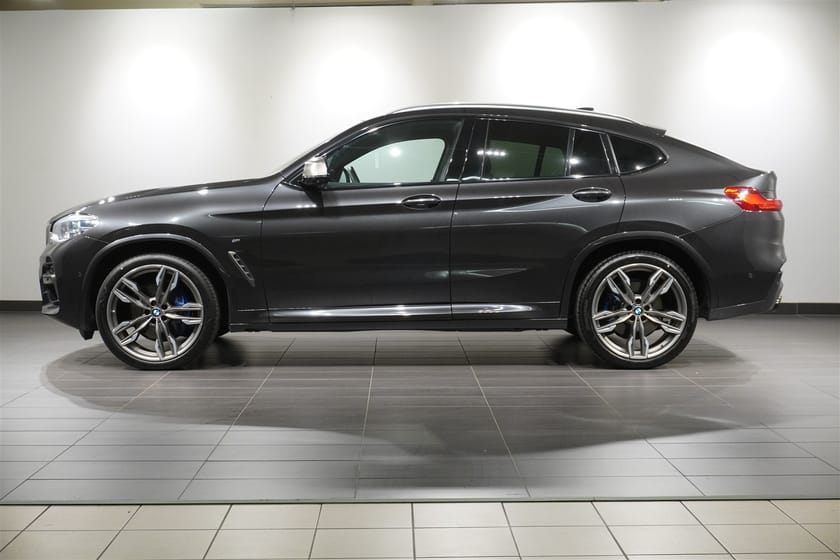 Bild 2 av BMW X4 M40i Innovation Panorama Drag H K DAP Värmare