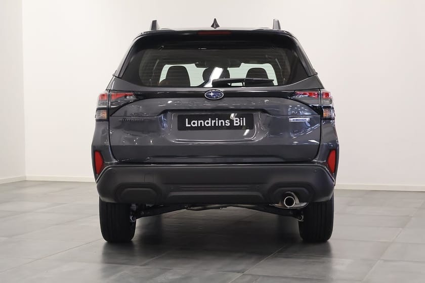 Bild 4 av Subaru Forester e-Boxer Adventure Hybrid Dragkrok vinterhjul