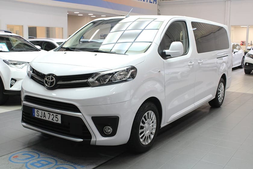 Bild 1 av Toyota Proace Verso 2.0 D-4D Euro 6 9-sits Carplay/Moms