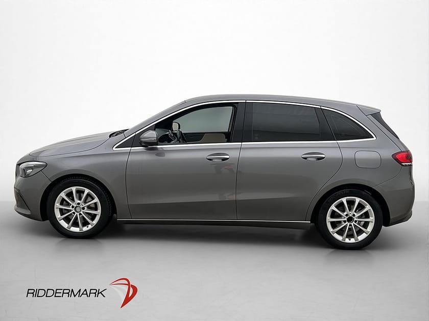 Bild 4 av Mercedes-Benz B 200 d Wide Läder Kamera Adapt-fart Navi Drag