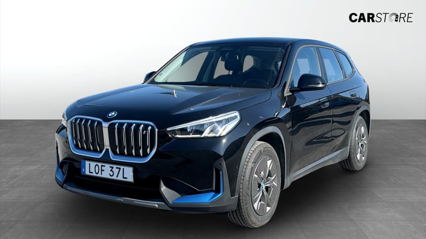 Bild 1 av BMW iX1 xDrive30 (306hk) DRAG / NAVI
