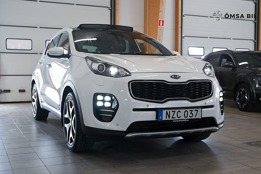 Bild 3 av Kia Sportage 2.0 CRDi AWD GT-Line Drag Panorama 185hk