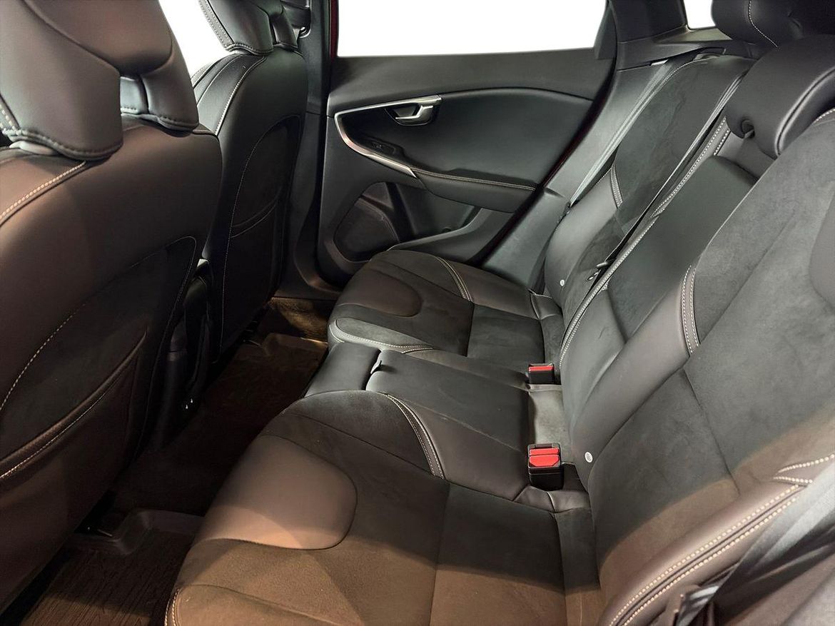 Volvo V40 2019 - miniatyr 9