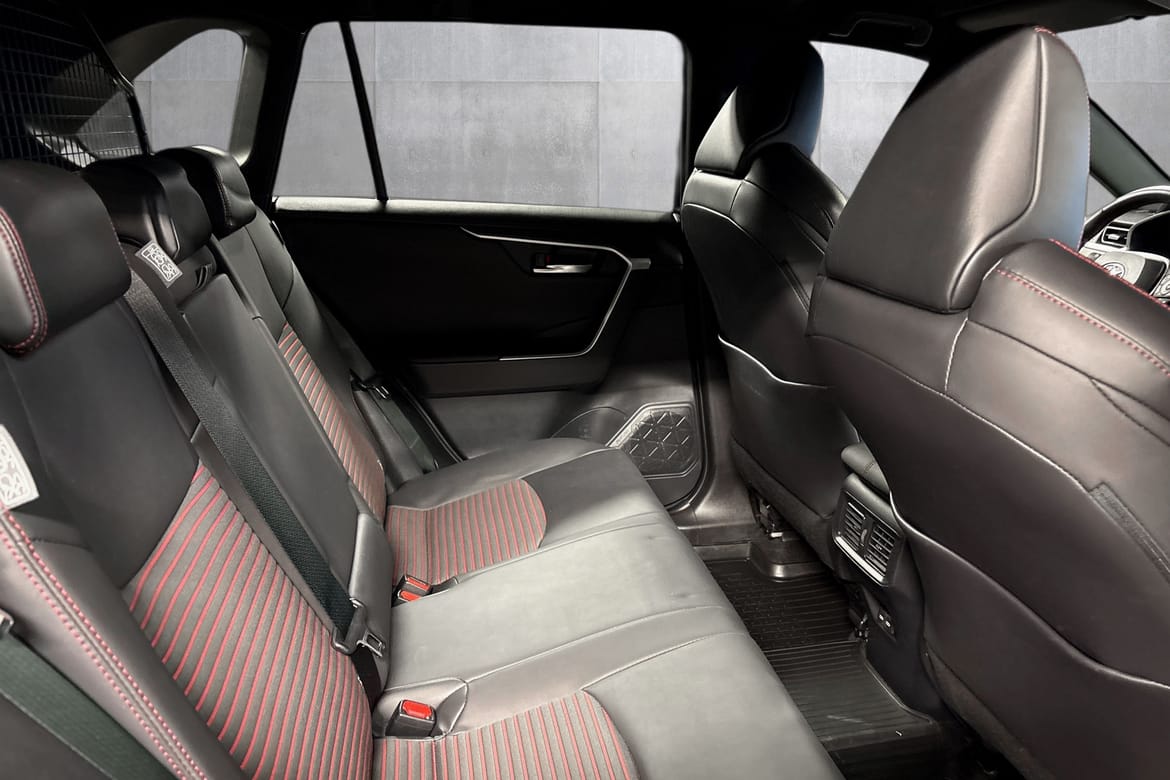 Toyota RAV4 Plug-in Hybrid E-CVT, 306hk, 2022