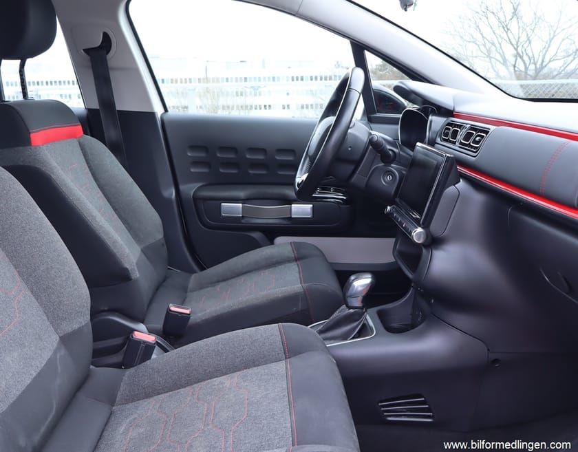 Bild 5 av Citroën C3 1.2 PureTech FWD 110hk