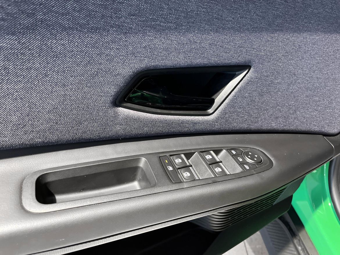 Renault 5 E-Tech 2025 - miniatyr 11