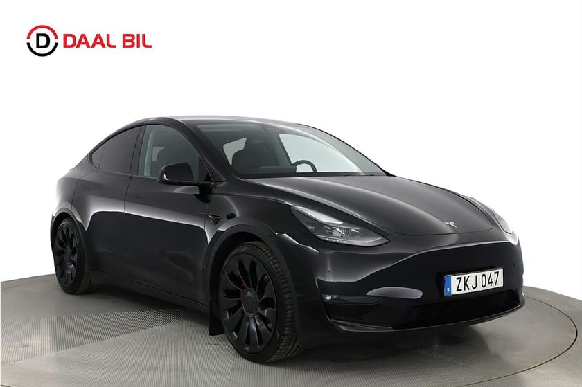 Bild 3 av Tesla Model Y Performance AWD 534HK PANORAMA P-VÄRM DRAGKROK NFC