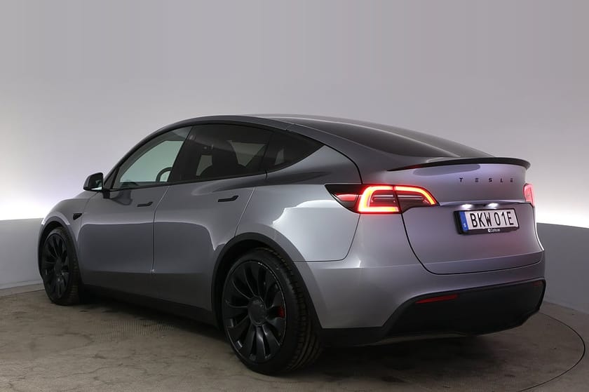 Bild 4 av Tesla Model Y Performance AWD Autopilot Pano