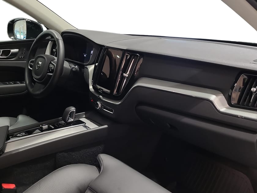 Bild 4 av Volvo XC60 T6 Plus Dark Edition