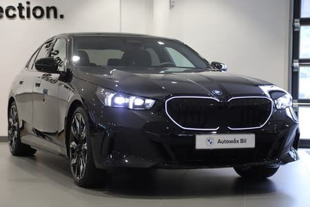 BMW 550e xDrive Sedan