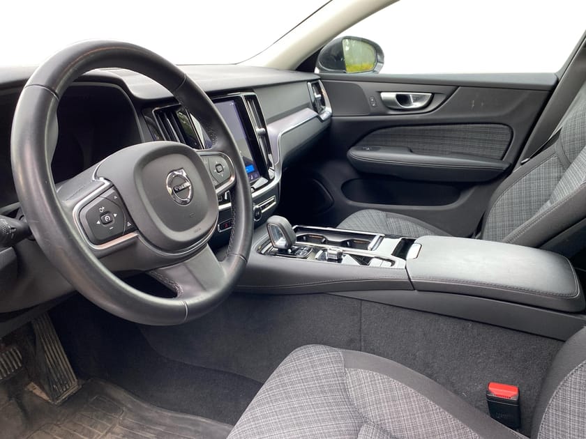 Bild 2 av Volvo V60 Recharge T6 II Core Edition
