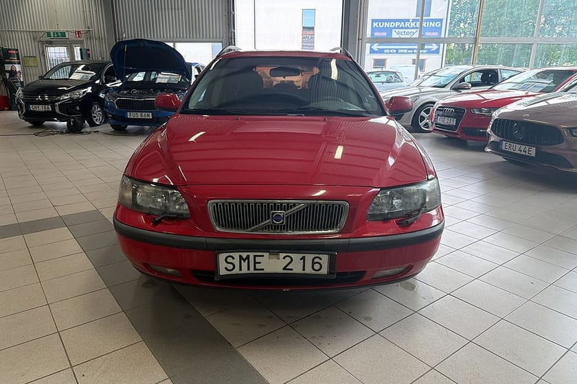 Bild 3 av Volvo V70 2.4 Euro 4 / SUPERDEAL 3.95% / GDS BIL