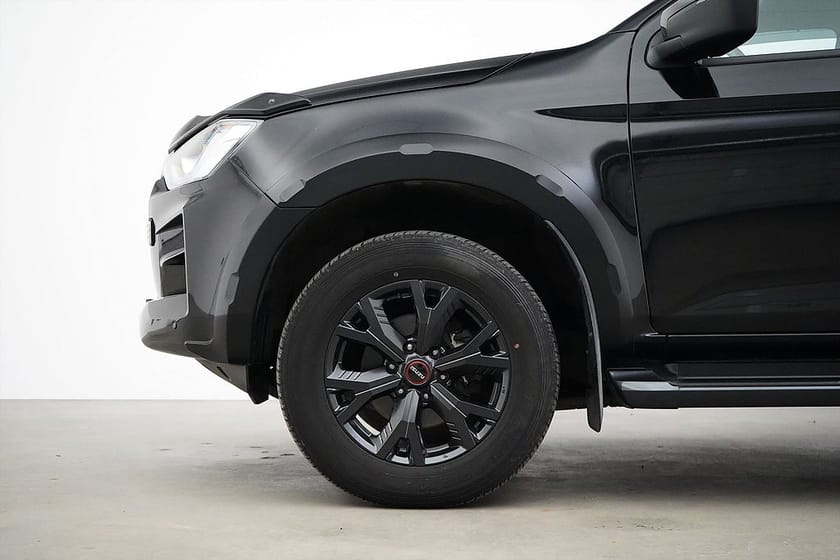 Bild 2 av Isuzu D-Max Crew Cab 1.9 CNG / 163hk / XRX / Moms / Drag