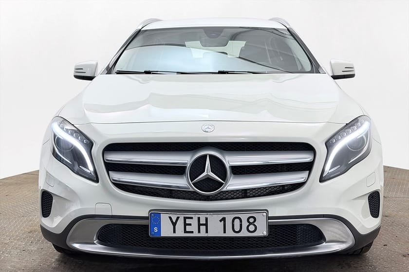 Bild 3 av Mercedes-Benz GLA 200 d 4MATIC Urban Delläder Kamera 136hk