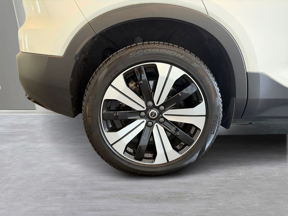 Volvo XC40 2023 - miniatyr 7