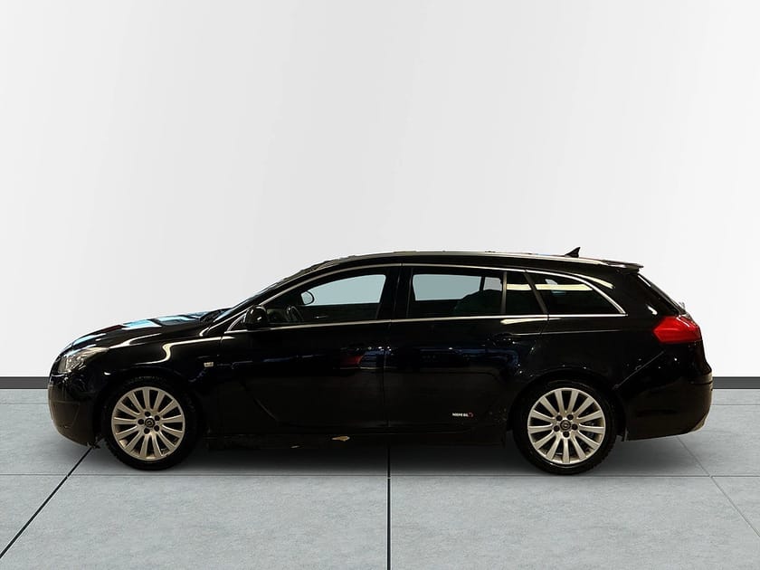Bild 4 av Opel Insignia OPC Sports Tourer 2.8 V6 Turbo 4x4 Mvärme Drag Navi S&V