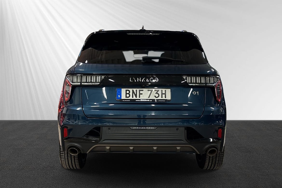 Lynk & Co 01 PHEV