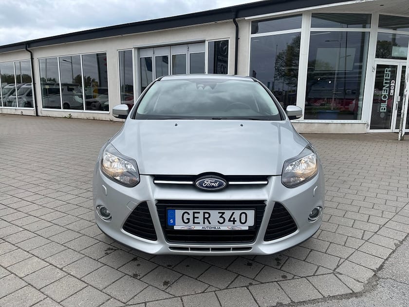 Bild 2 av Ford Focus Kombi 1.0 EcoBoost Titanium "Bytt kamrem"
