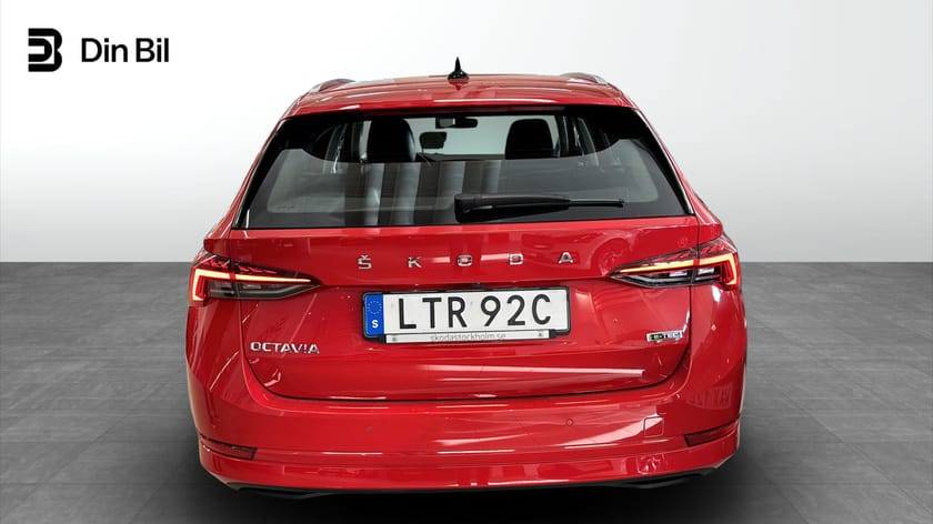 Bild 5 av Škoda Octavia Kombi Style 1,5 TSI m-HEV DSG | Drag&värmare