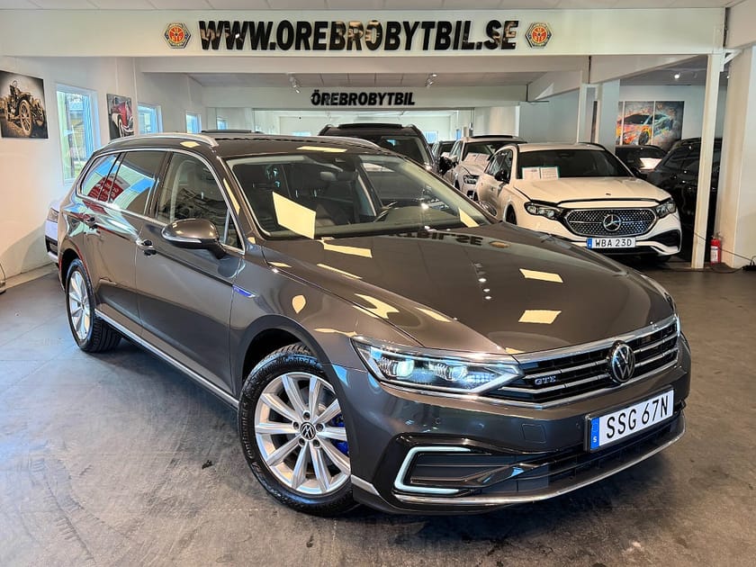 Bild 1 av Volkswagen Passat Sportscombi GTE 1.4 TSI Drag Värmare