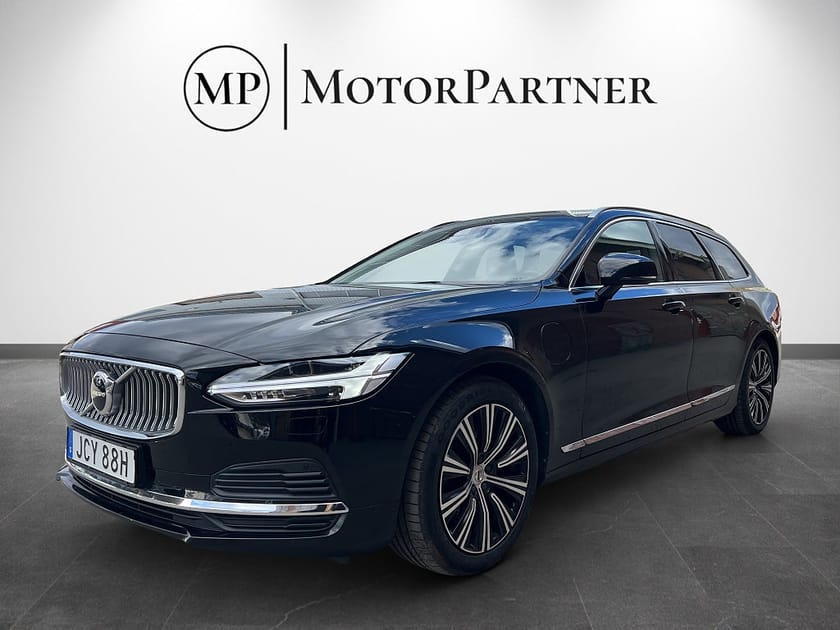 Bild 3 av Volvo V90 Recharge T6 AWD Momentum Kamera Dragkrok Navi VoC