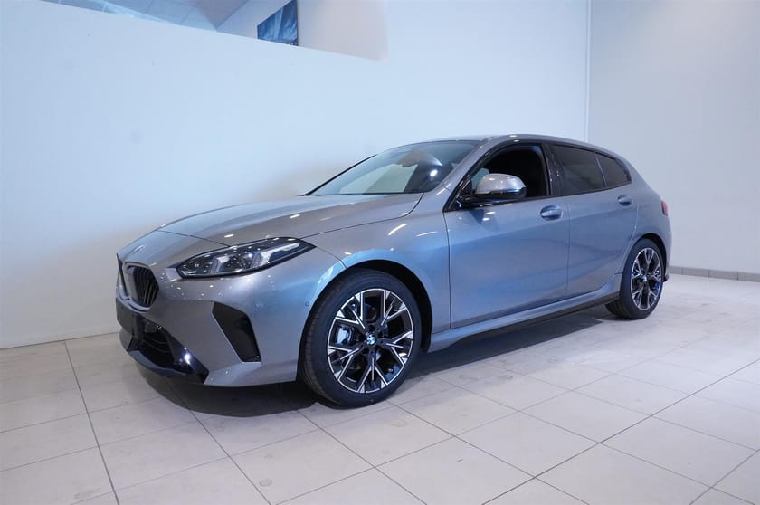 Bild 4 av BMW 120 M Sport Premium DA H K Navigation Rattvärme