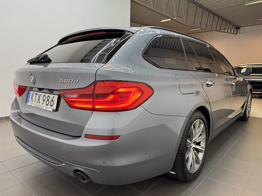 Bild 3 av BMW 520d Touring 520 190hk Sportline Navi/Krok/Ambient light