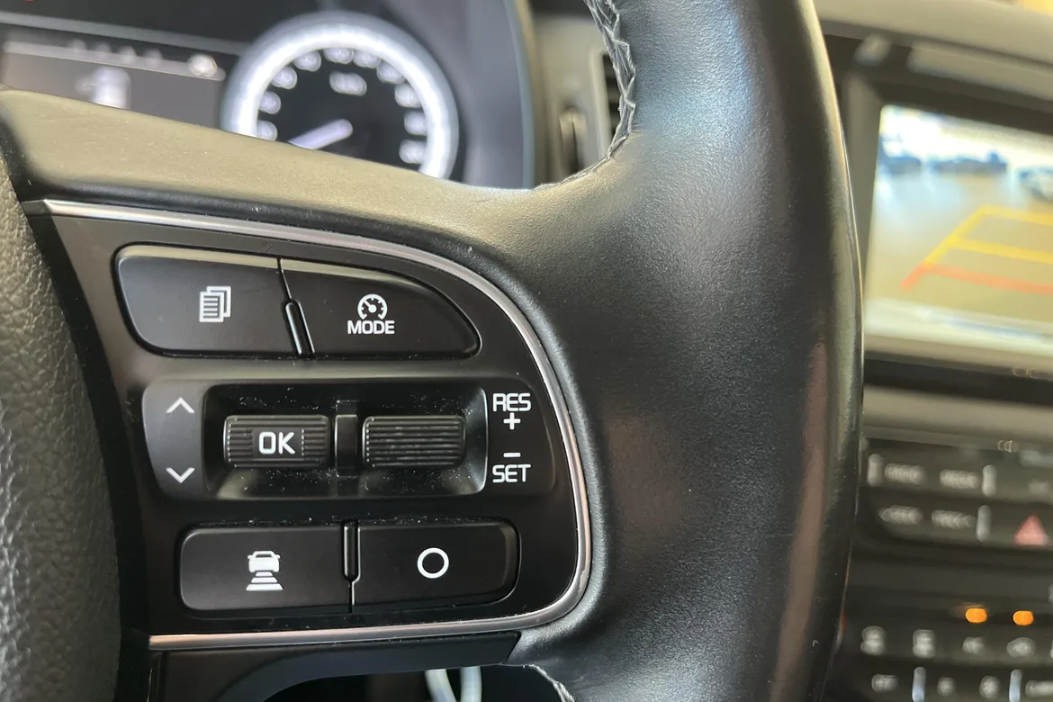 picture of a car