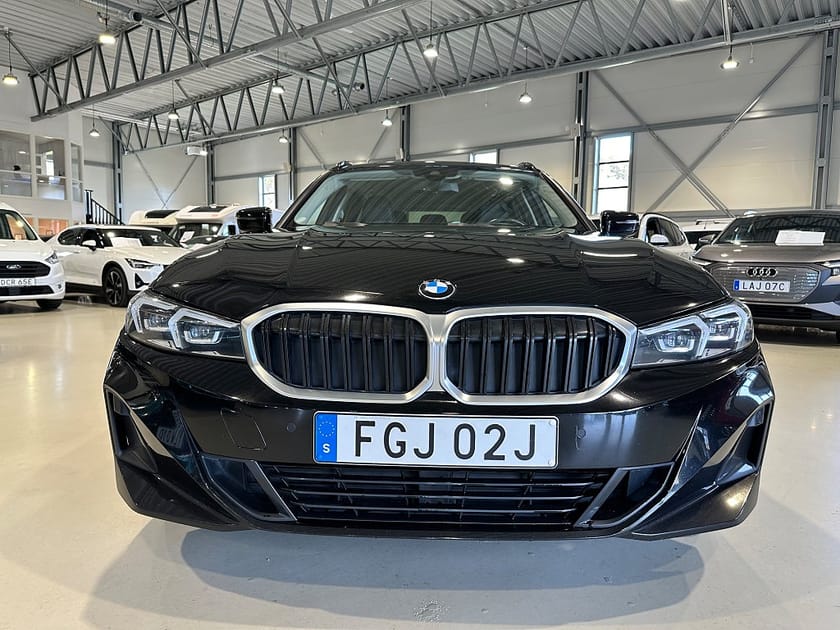 Bild 4 av BMW 320d Touring 320 Diesel MHEV Steptronic 190hk