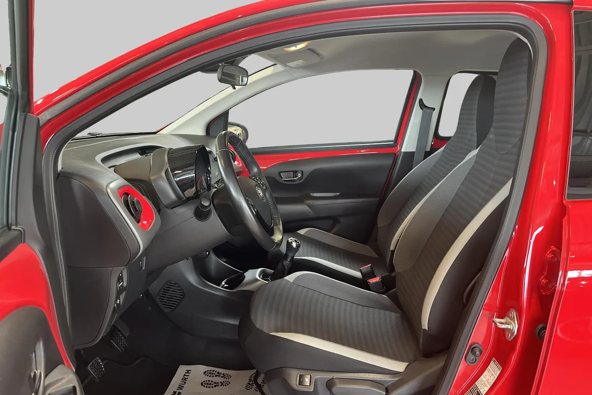 picture of a car