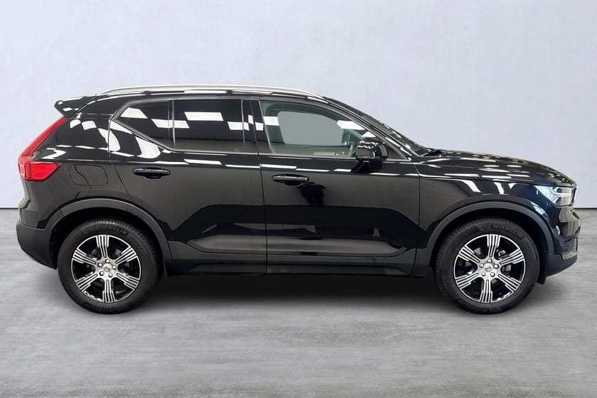 Bild 3 av Volvo XC40 T3 FWD aut Momentum Edition