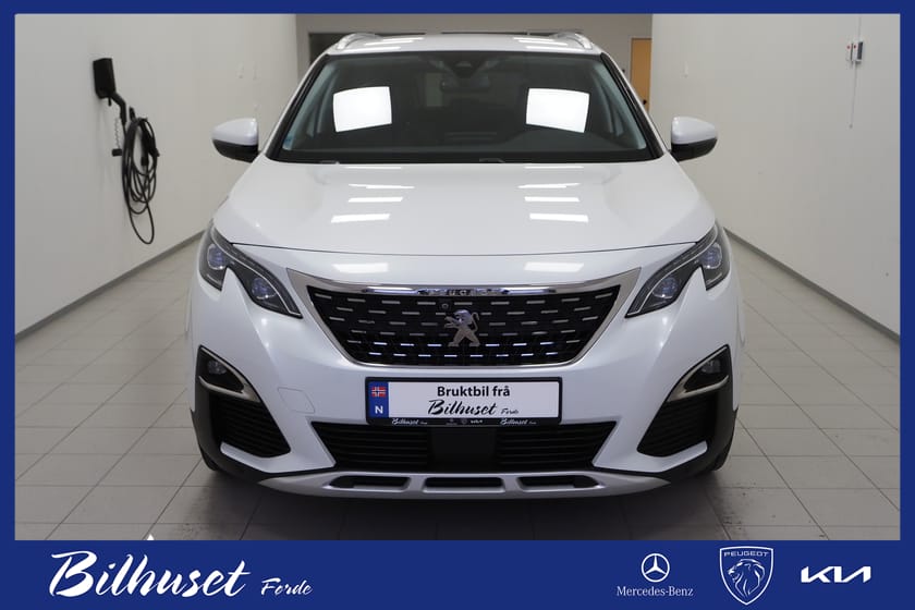 Bilde 5 av Peugeot 5008 Allure 1.2 131hk / SKINN / FOCAL