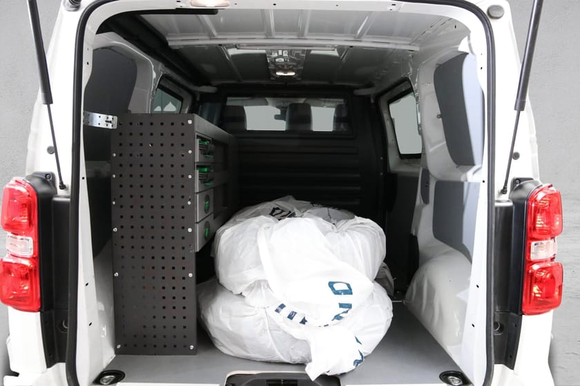 Bilde 5 av Peugeot Expert L2 Mester 2,0 BlueHDI 140hk Aut /Reg.2022/Innredning/+