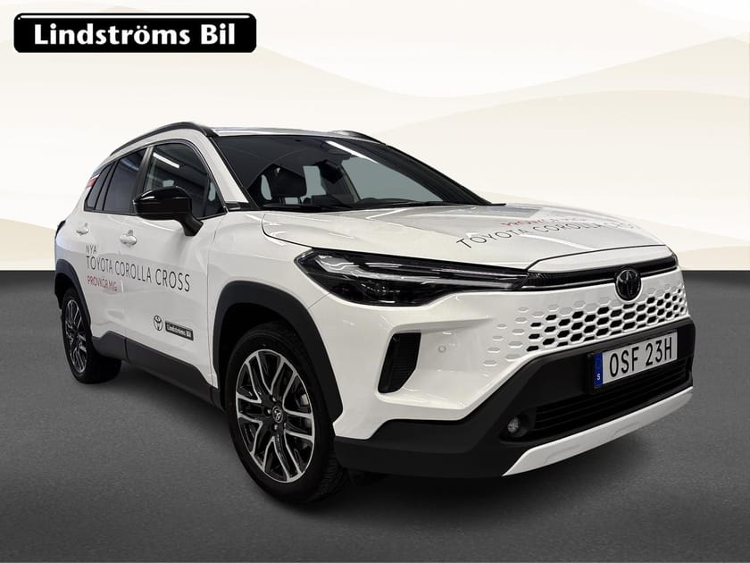 Bild 3 av Toyota Corolla Cross Hybrid AWD-i Style 2.0 197hk S&V-Hjul Moms