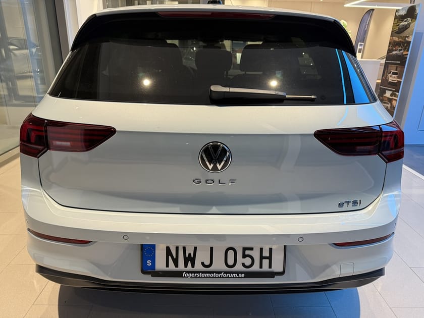 Bild 4 av Volkswagen Golf 2,0 eTSI  Aut Drag LED performance