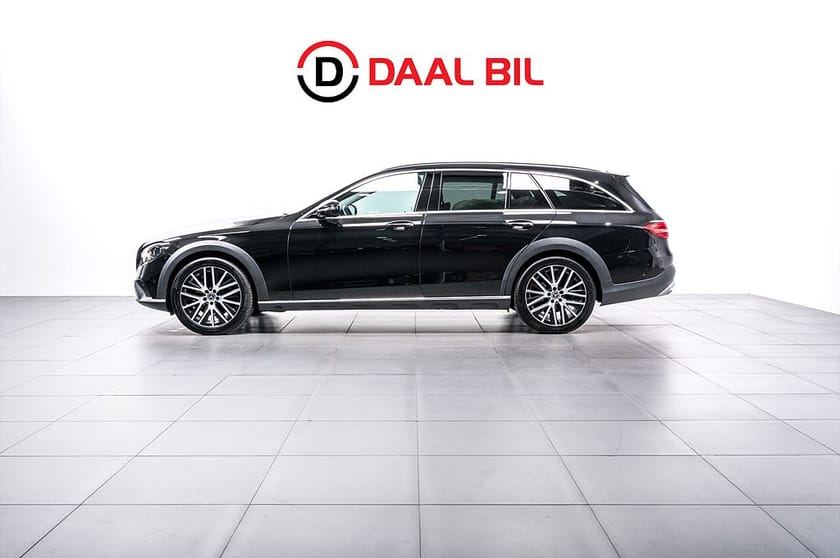 Bild 1 av Mercedes-Benz E 220 d 4MATIC All-Terrain E220 4M 194HK P-VÄRM LUFTFJÄD SE-UTRUSNING