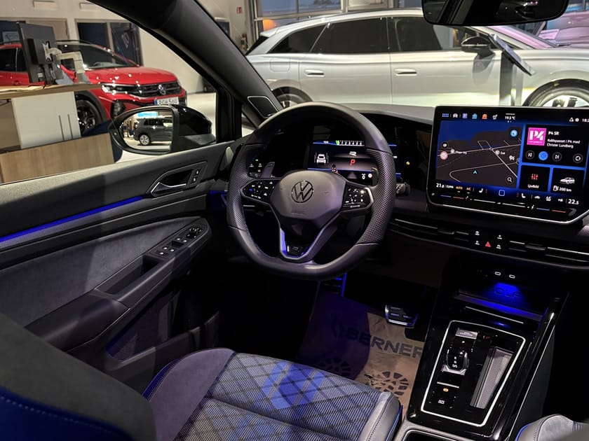 Bild 5 av Volkswagen Golf R Performance 333hk *SPEC*