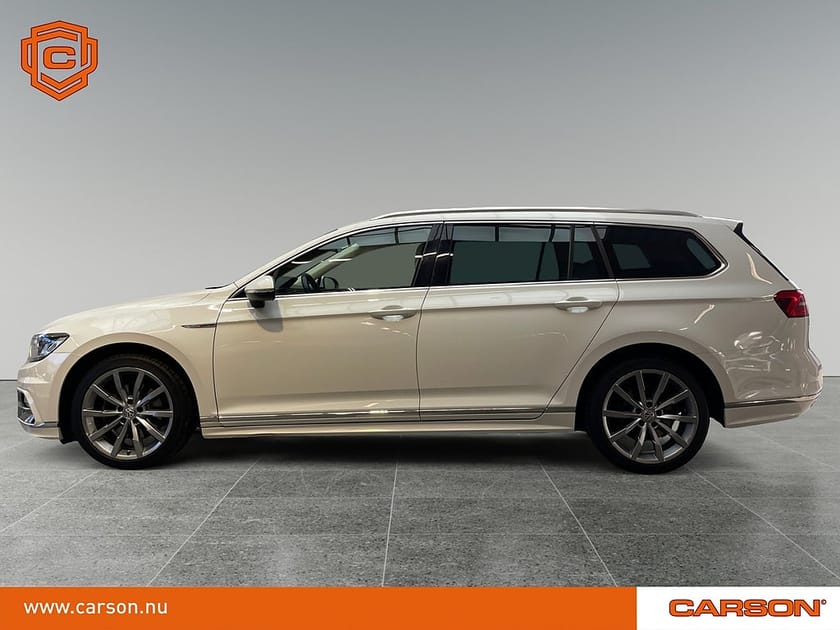 Bild 3 av Volkswagen Passat Sportscombi SC 2.0 TDI 4M R-line GT Backkamera Apple Drag