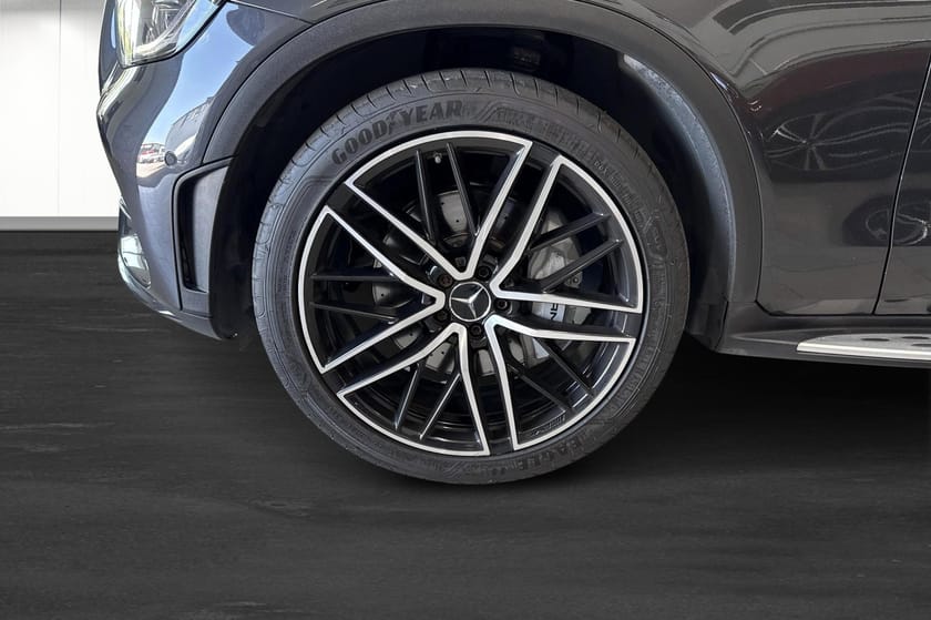 Bild 5 av Mercedes-Benz AMG GLC 43 4MATIC Premium / Panorama / Drag