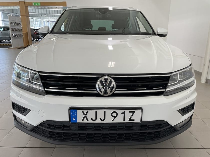 Bild 3 av Volkswagen Tiguan TSI 190Hk DSG 4Motion | DRAG + VÄRMARE |